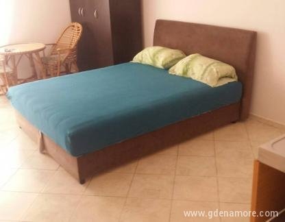 Apartmani Red Star, ενοικιαζόμενα δωμάτια στο μέρος Budva, Montenegro - Dvokrevetni Apartman Red Star Budva